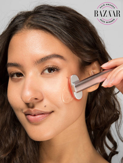 Laduora Velve Pro Red Light Therapy Skincare Wand in Use